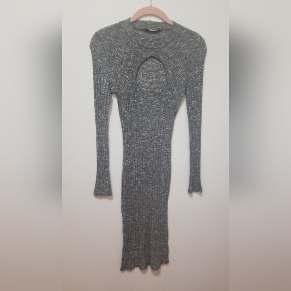 GREY DRESS - Picture 3 of 3